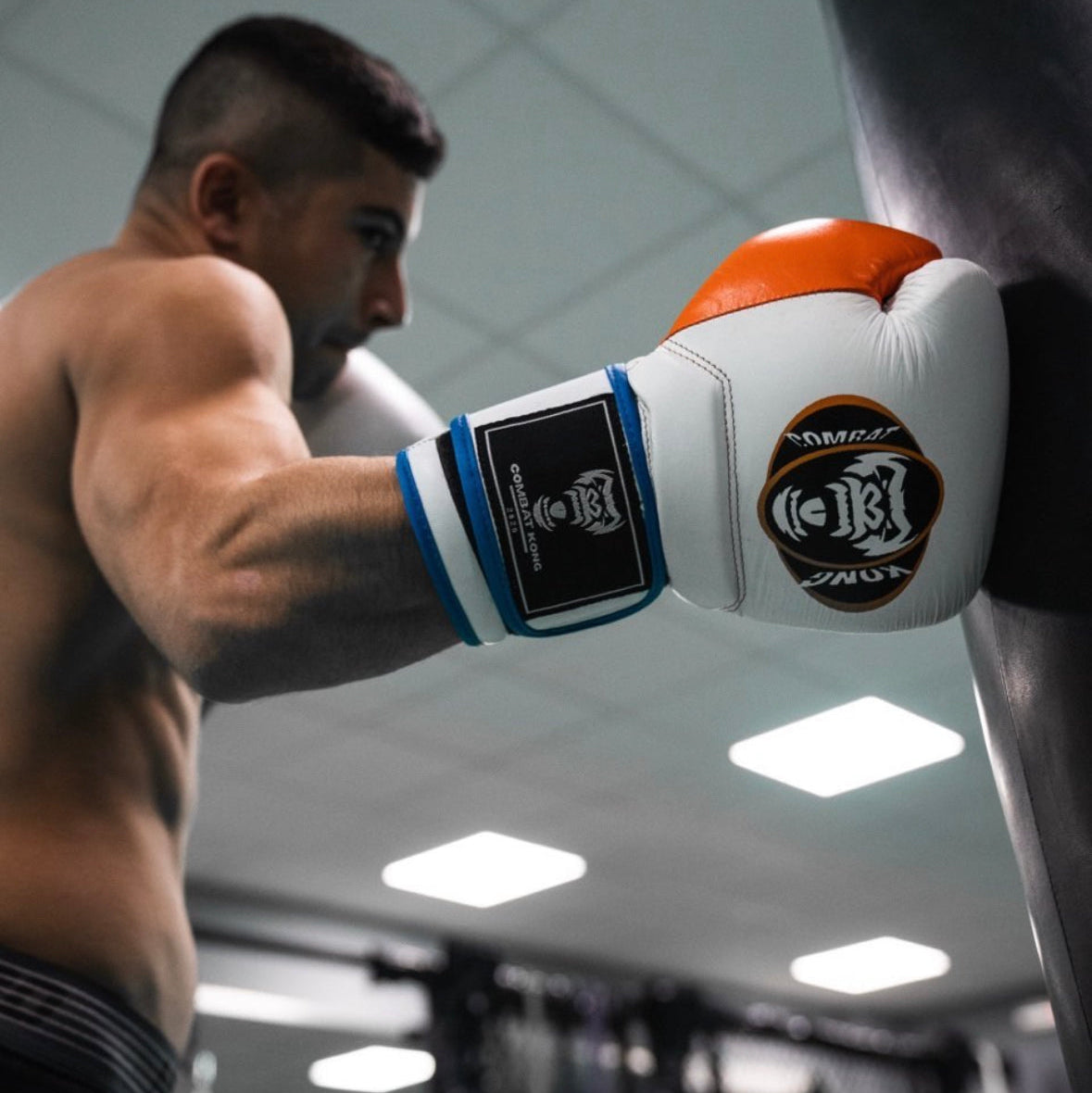 NYC WHITE BAG GLOVES